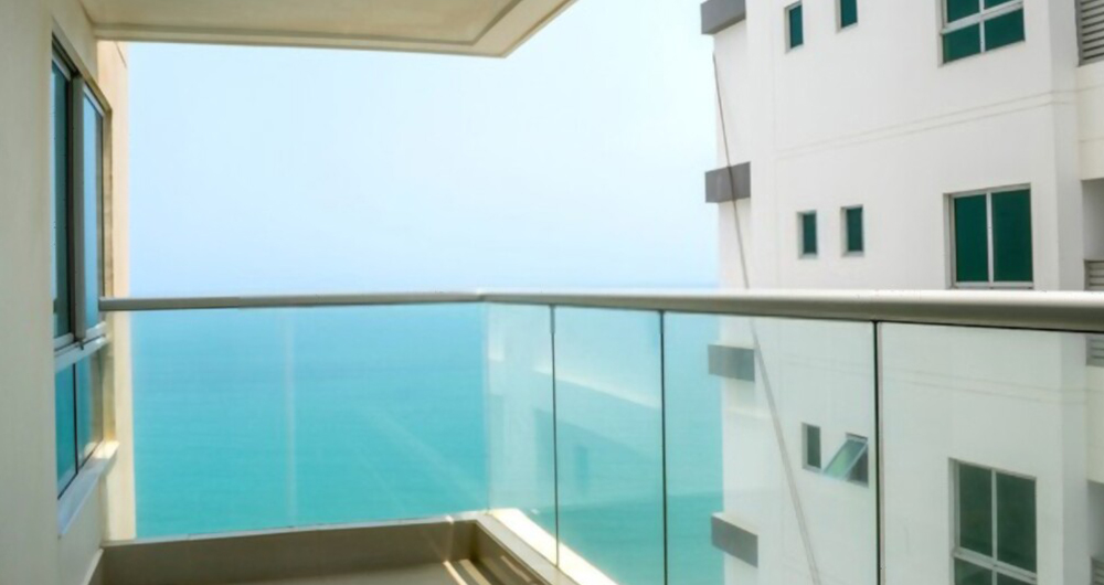 balcony glass work
